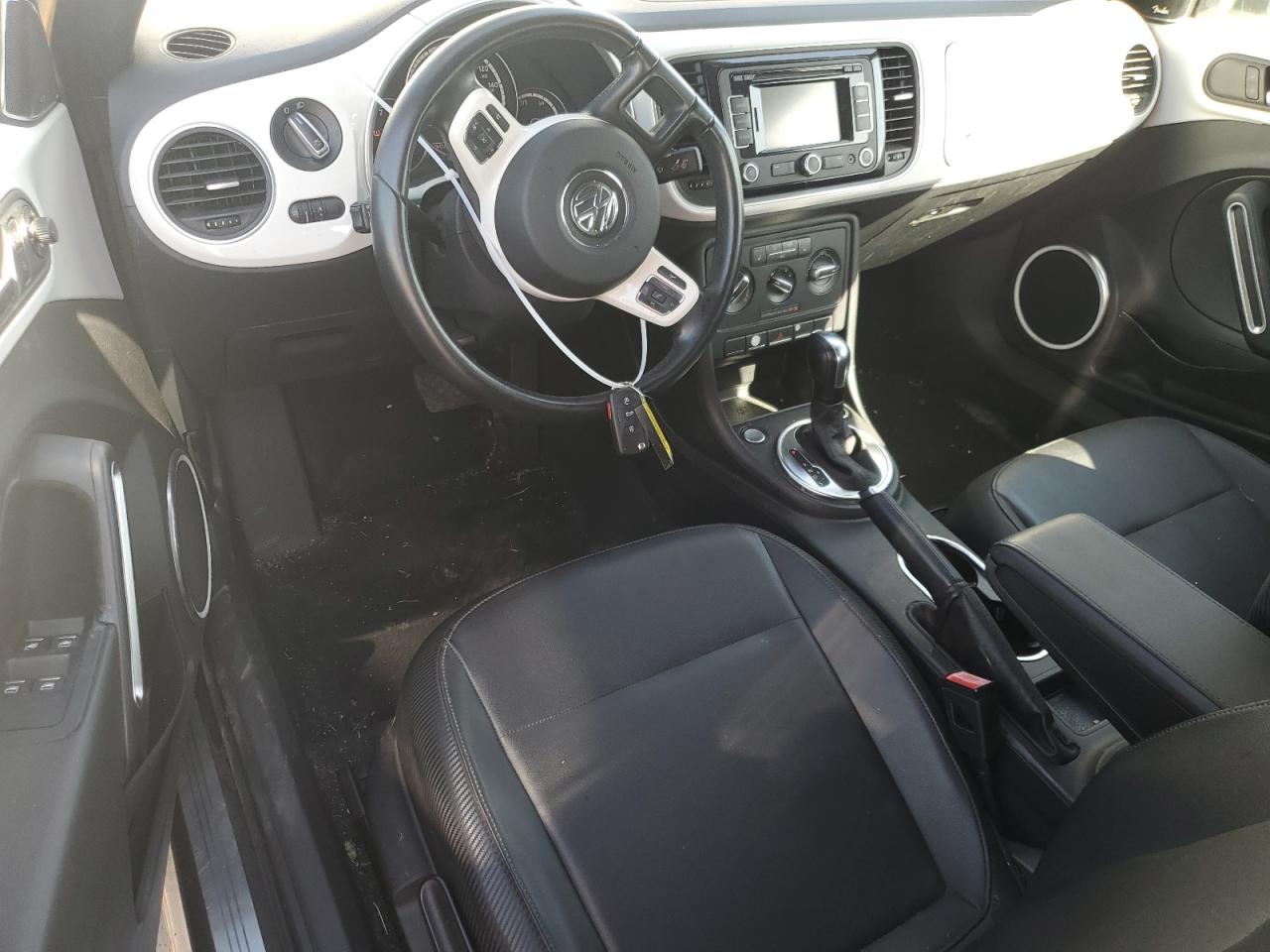 3VW5P7AT8DM805179 2013 Volkswagen Beetle