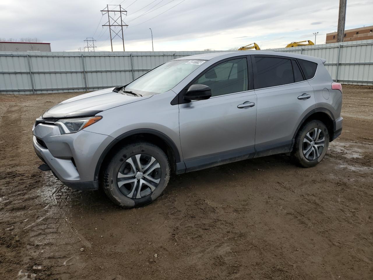 2018 Toyota Rav4 Le vin: JTMBFREV2JJ200308