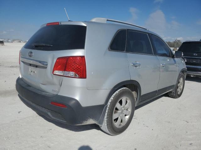 VIN 5XYKT4A2XDG323138 2013 KIA Sorento, LX no.3