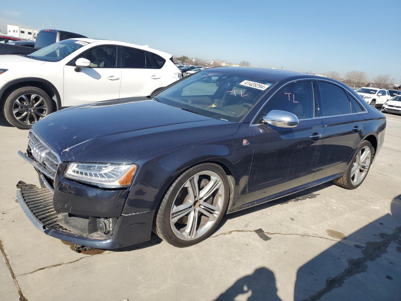 WUAJ5AFD8HN900300 AUDI S8 PLUS QU 2017