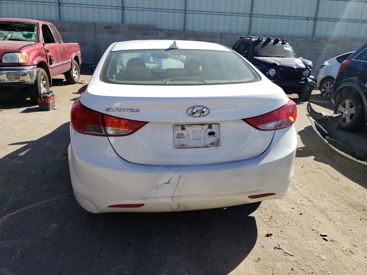 5NPDH4AE3DH290934 2013 Hyundai Elantra Gls