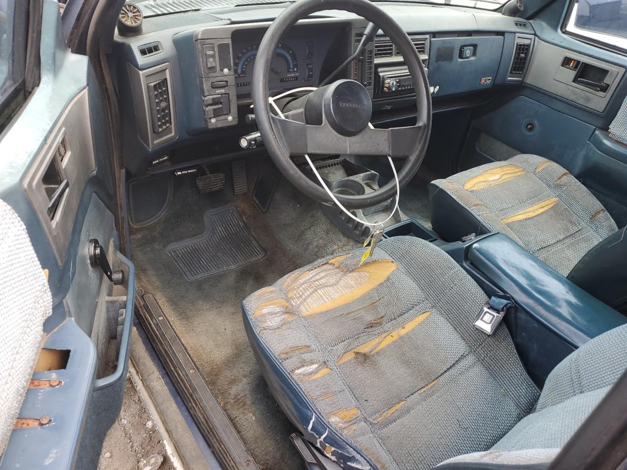 1GNCS18Z1K8205628 1989 Chevrolet Blazer S10