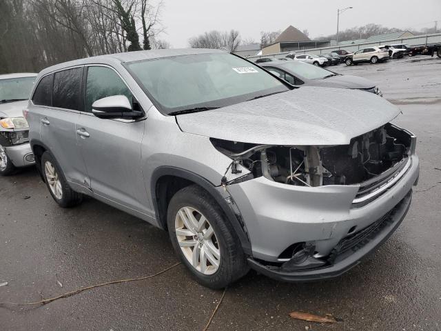 VIN 5TDBKRFH0FS190814 2015 Toyota Highlander, LE no.4