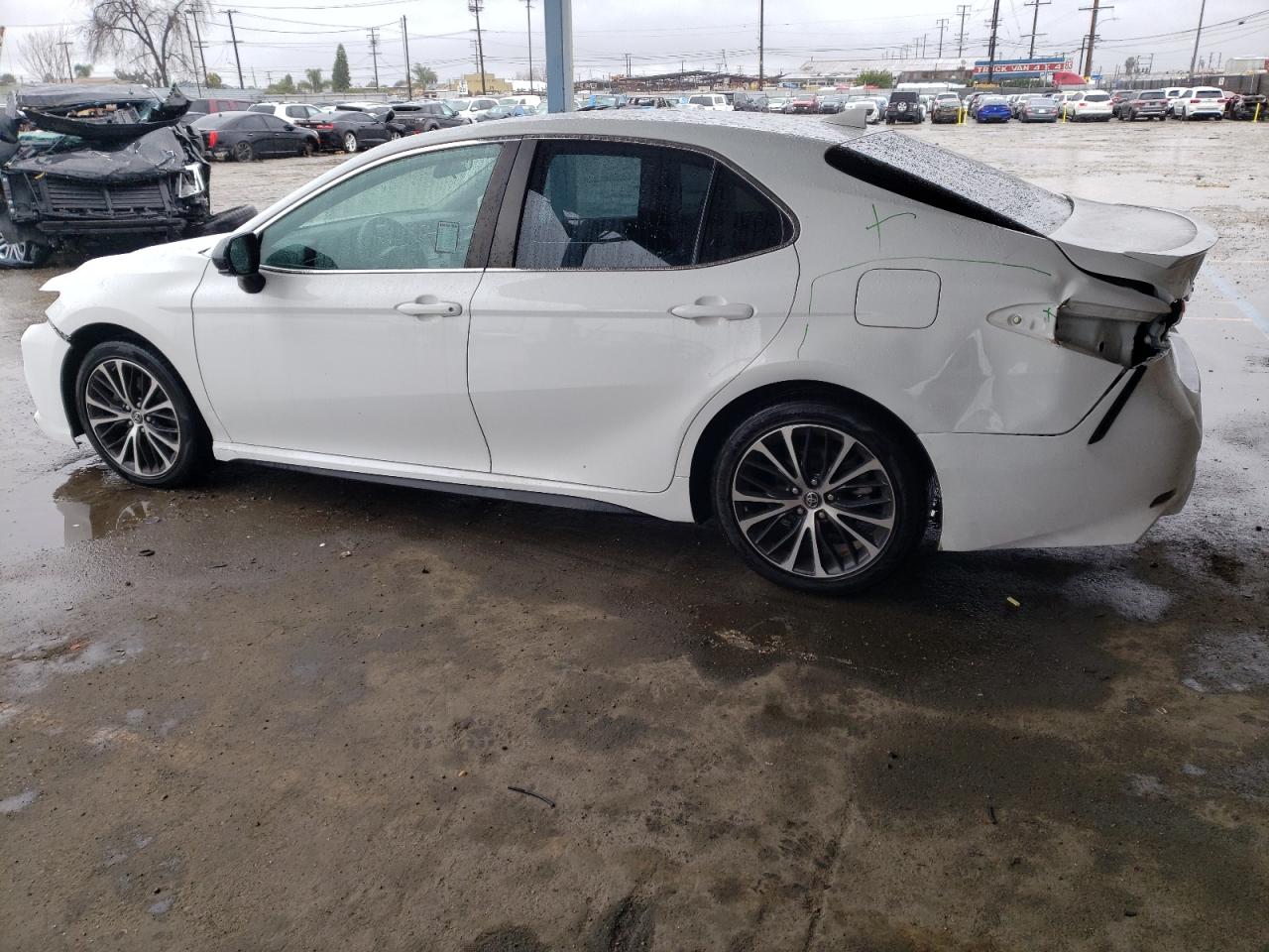 2019 Toyota Camry L vin: 4T1B11HK3KU273054