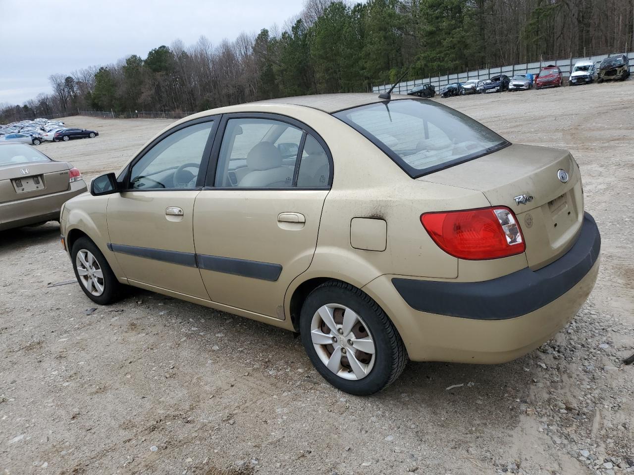 KNADE123386421314 2008 Kia Rio Base