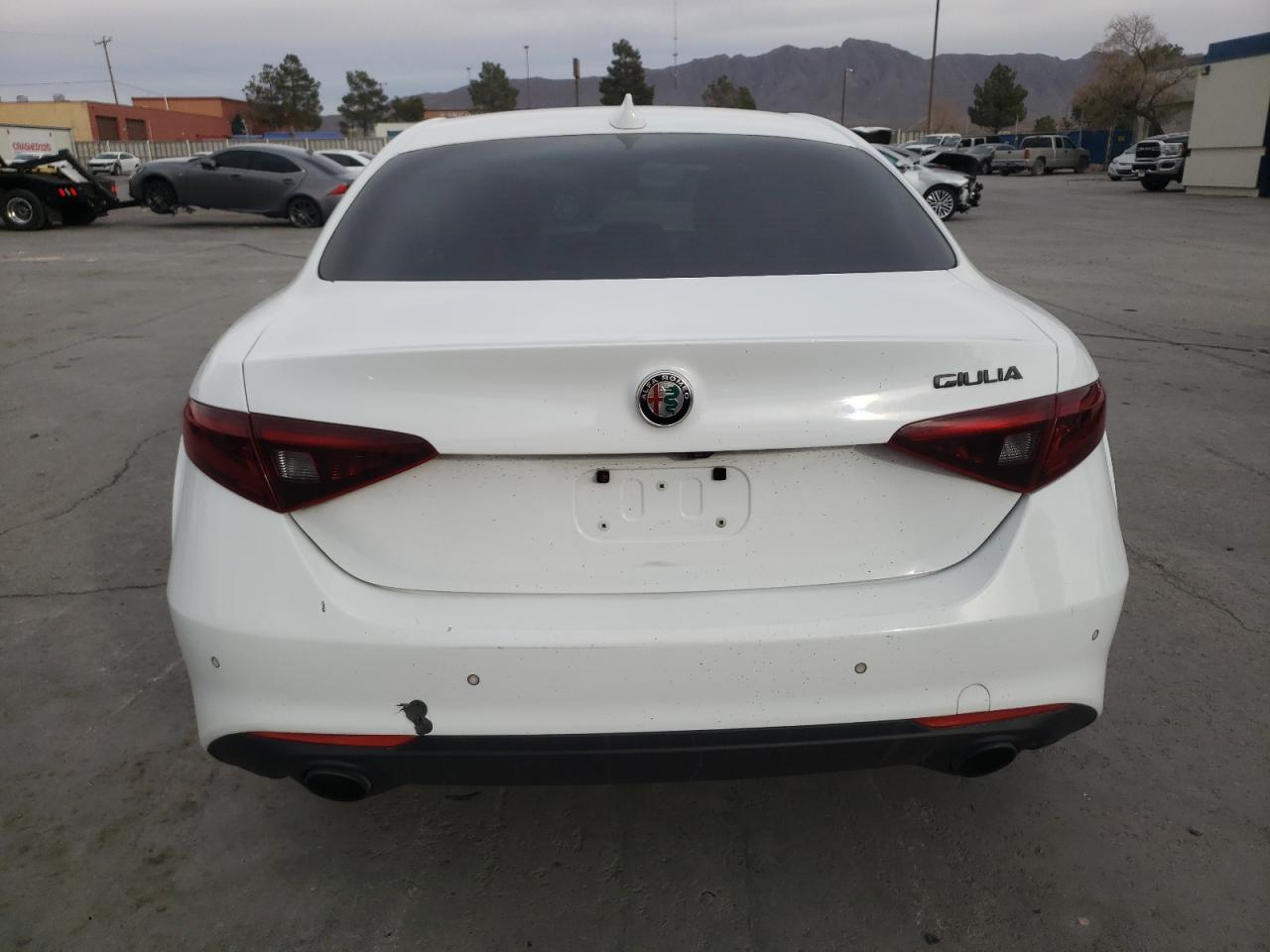 zarfaebn2j7582680 ZARFAEBN2J7582680 2018 Alfa Romeo Giulia