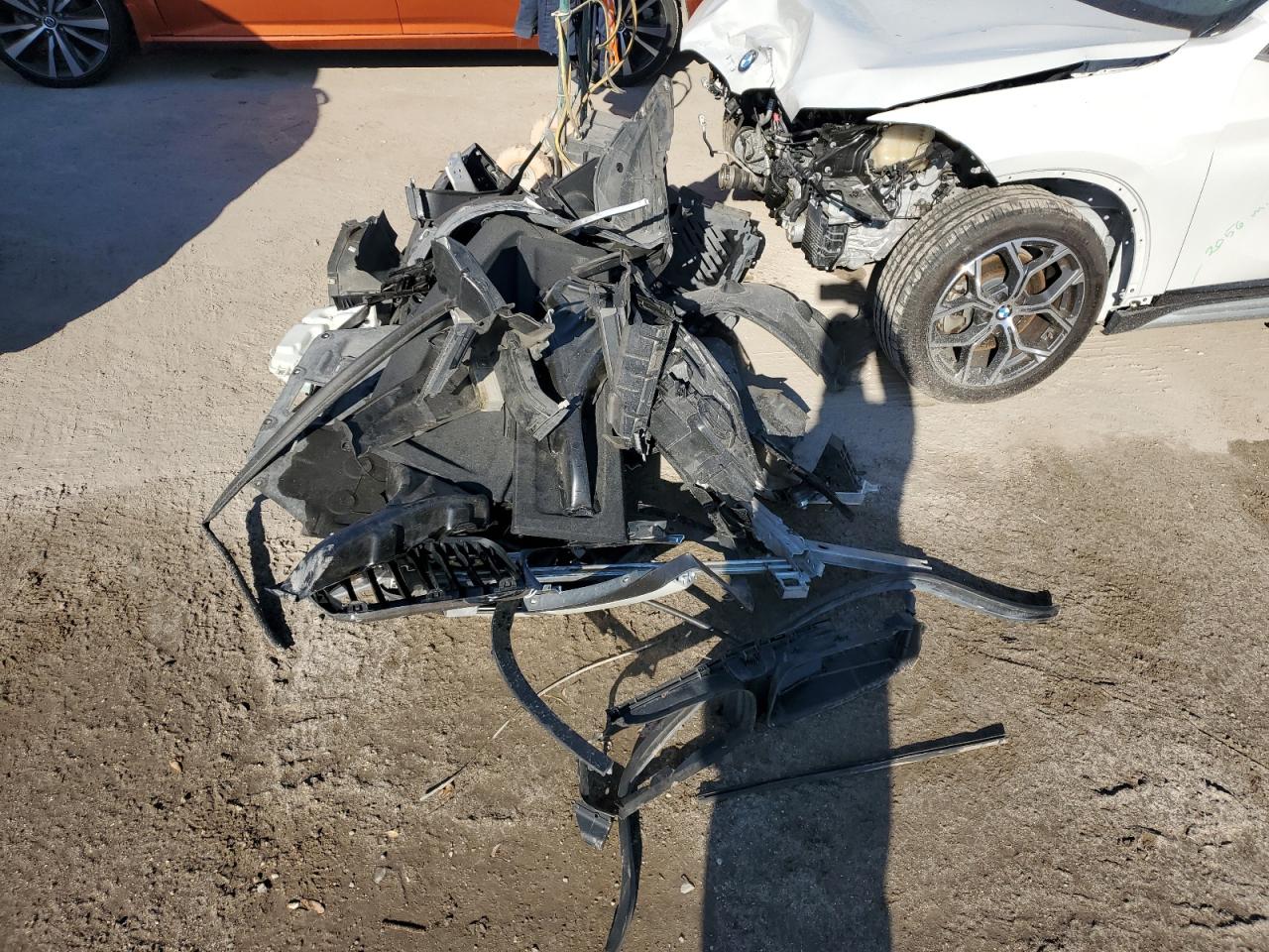 WBXJG9C05L5R51126 2020 BMW X1 xDrive28I