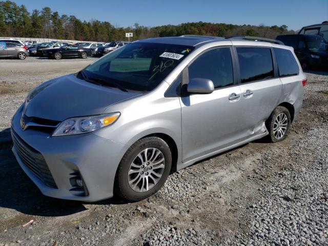 2019 Toyota Sienna XLE