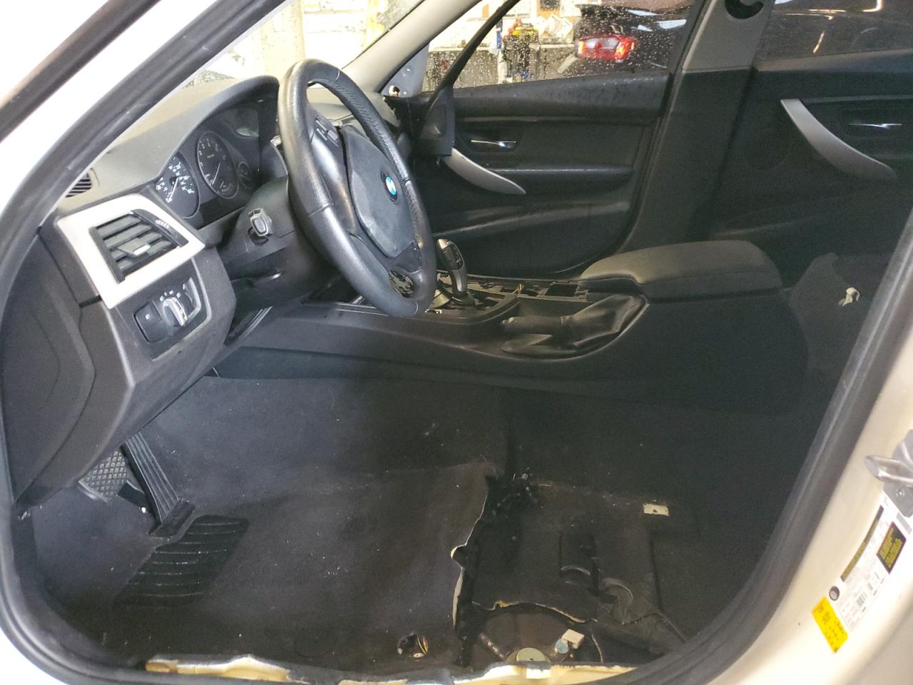 WBA3B1G51FNT06082 2015 BMW 320 I