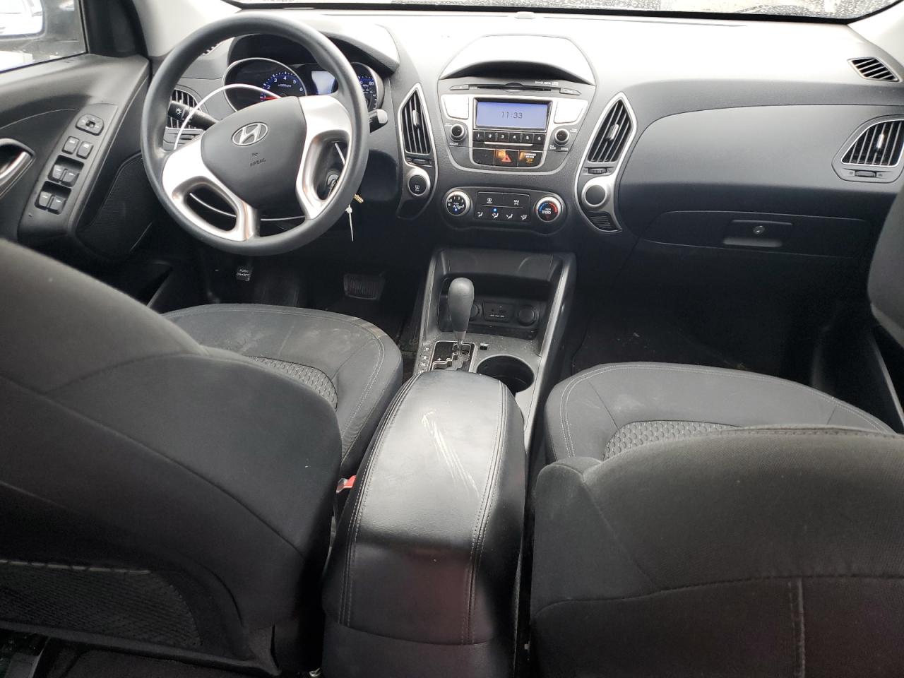 KM8JT3AC6AU112667 2010 Hyundai Tucson Gls