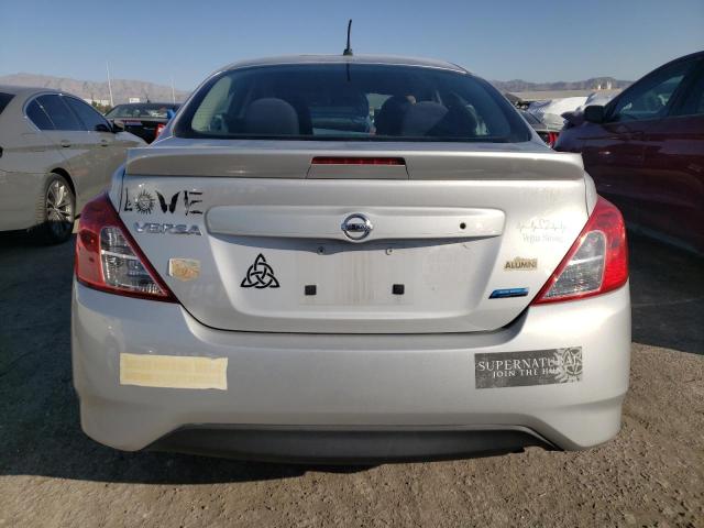 2015 Nissan Versa S VIN: 3N1CN7AP4FL833821 Lot: 44741294