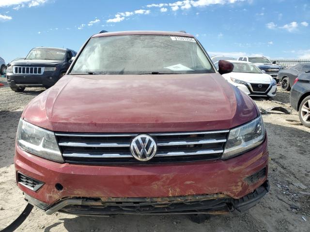 2018 VOLKSWAGEN TIGUAN SE - 3VV2B7AXXJM013135