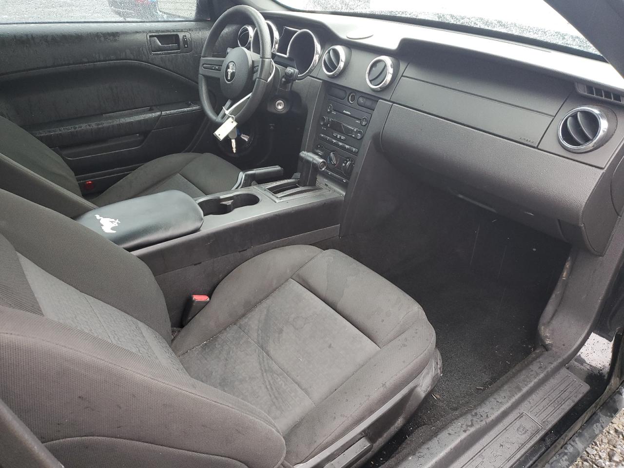 1ZVFT80N455150132 2005 Ford Mustang