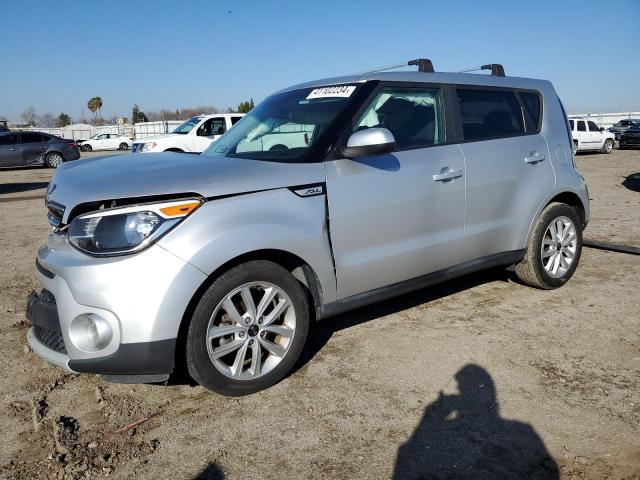 VIN 1FADP3K27FL381369 2019 KIA SOUL no.1