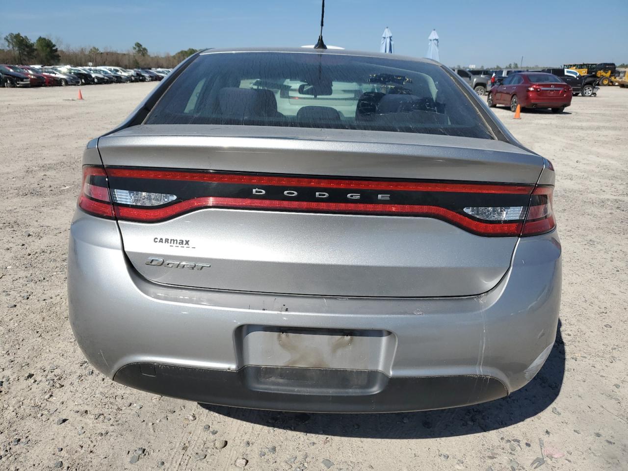 1C3CDFAA3FD252701 2015 Dodge Dart Se