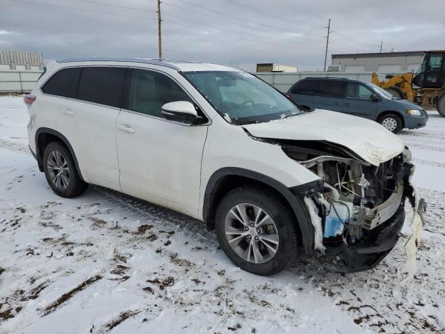 VIN 5TDJKRFH0FS165715 2015 Toyota Highlander, Xle no.4