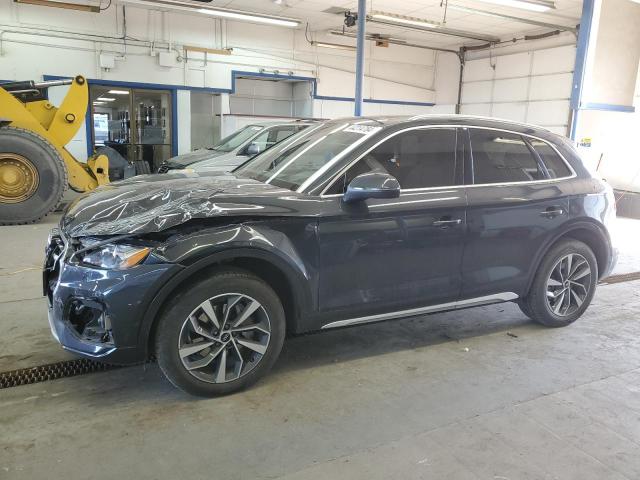 AUDI-Q5-WA1CAAFY2M2059603