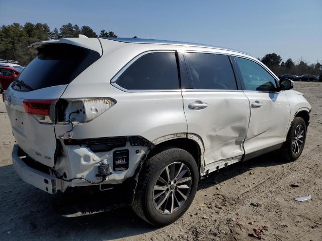 VIN 5TDJZRFH3KS575964 2019 Toyota Highlander, SE no.3