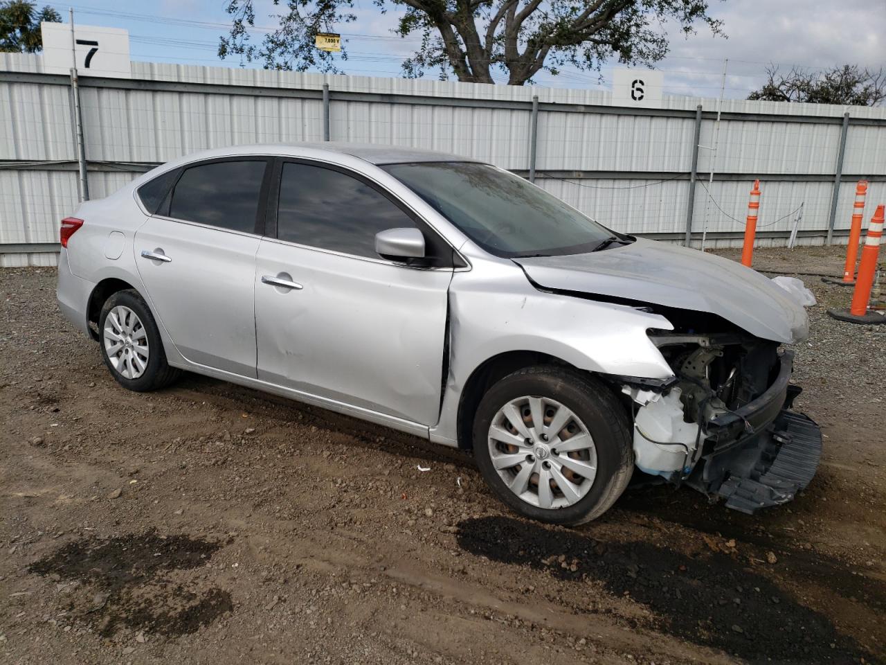 3N1AB7AP6JY325930 2018 Nissan Sentra S