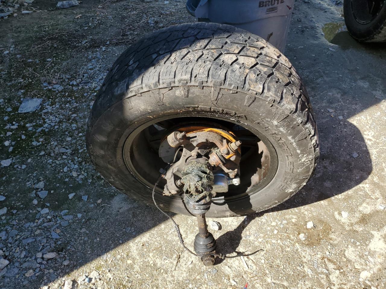 1GNEK13Z43J136363 2003 Chevrolet Tahoe K1500