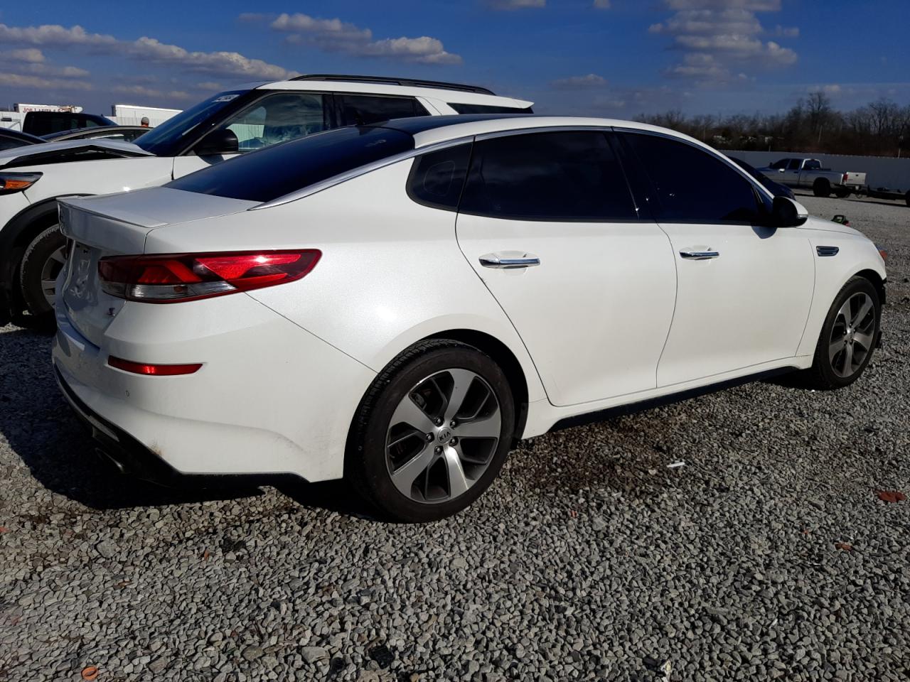 2019 Kia Optima Lx vin: 5XXGT4L3XKG370487