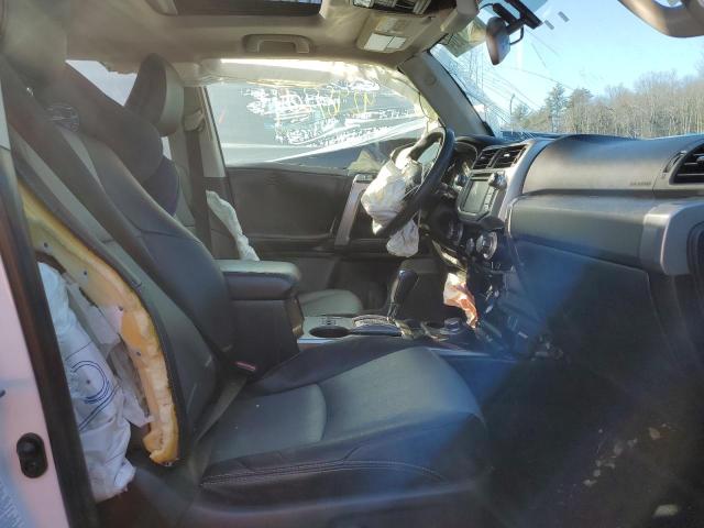 2017 TOYOTA 4RUNNER SR JTEBU5JR1H5425289