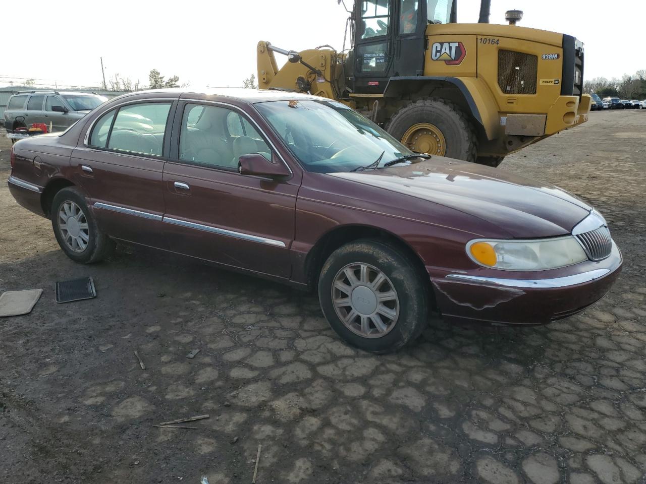 1LNHM97V81Y667426 2001 Lincoln Continental