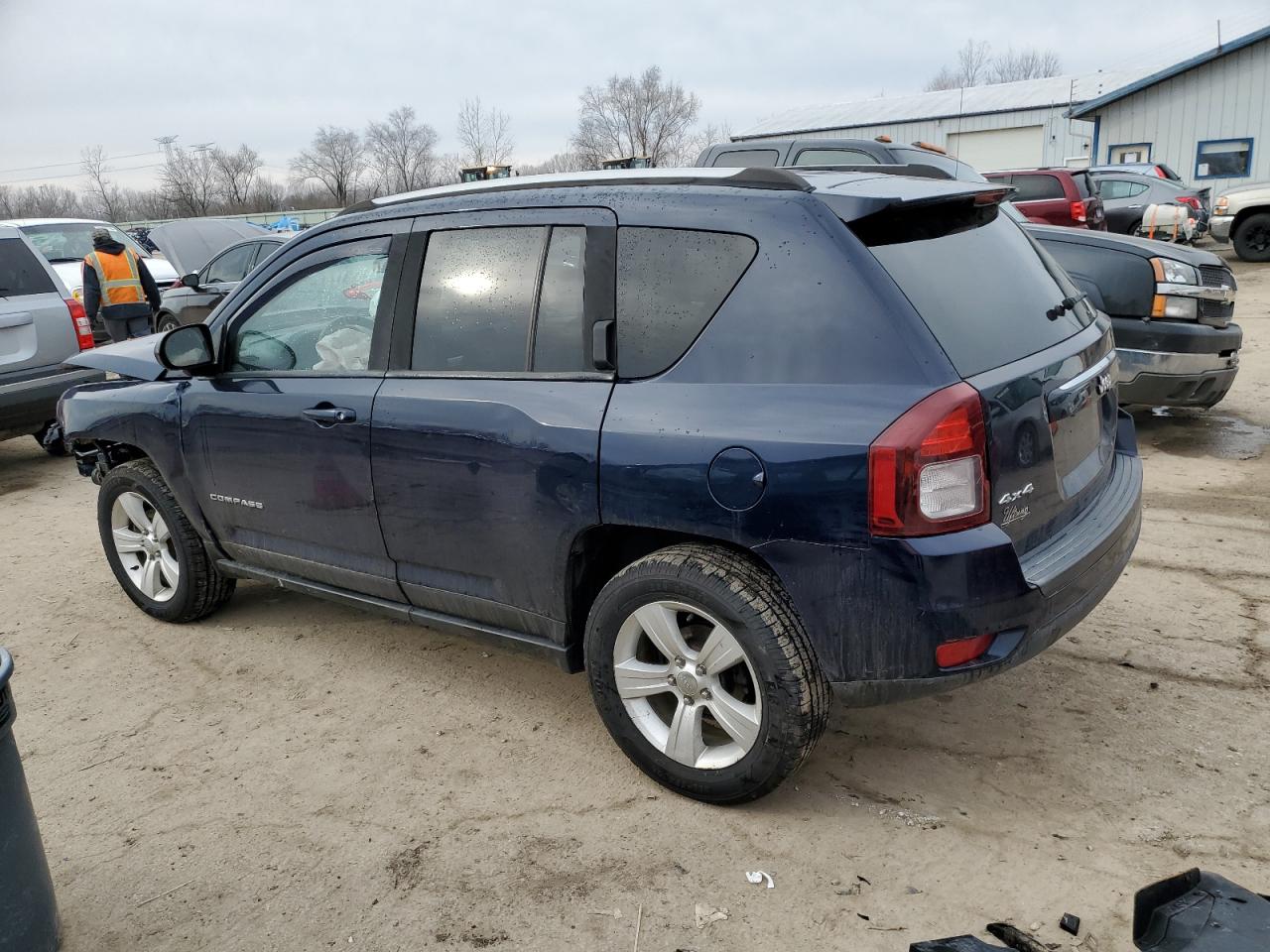 1C4NJDBB2FD240368 2015 Jeep Compass Sport