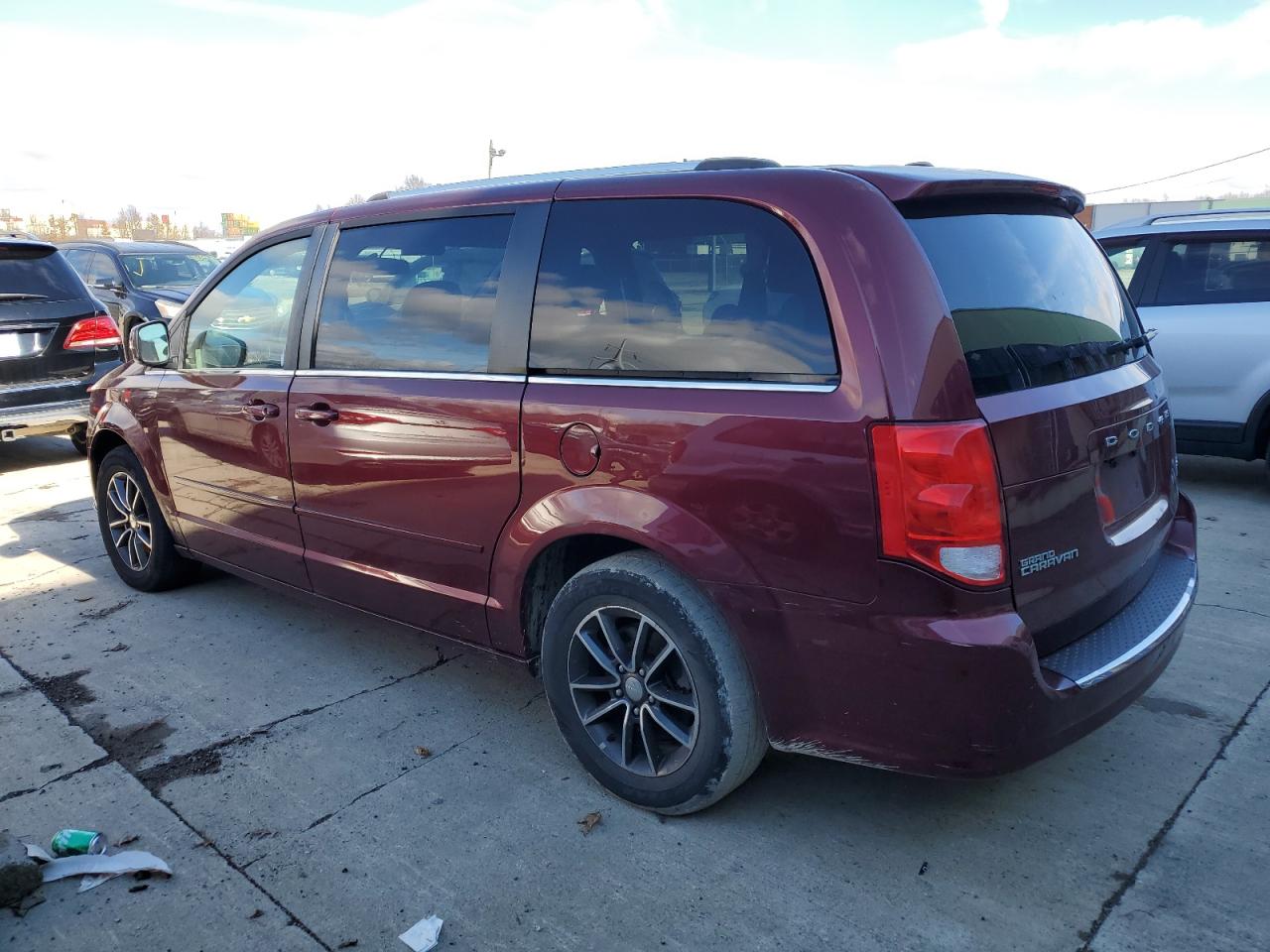 2017 Dodge Grand Caravan Sxt vin: 2C4RDGCG8HR671639