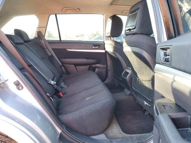 2012 Subaru Outback - Image 10