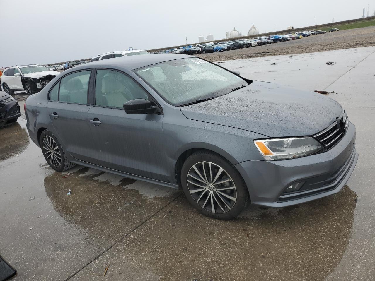 3VWD17AJ4FM417090 2015 Volkswagen Jetta Se