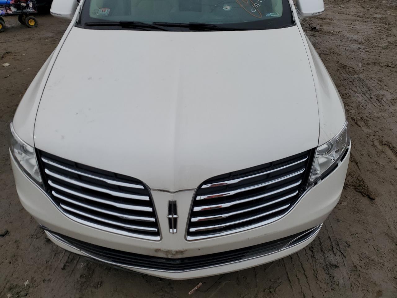 2LMHJ5ATXJBL00750 2018 Lincoln Mkt Reserve