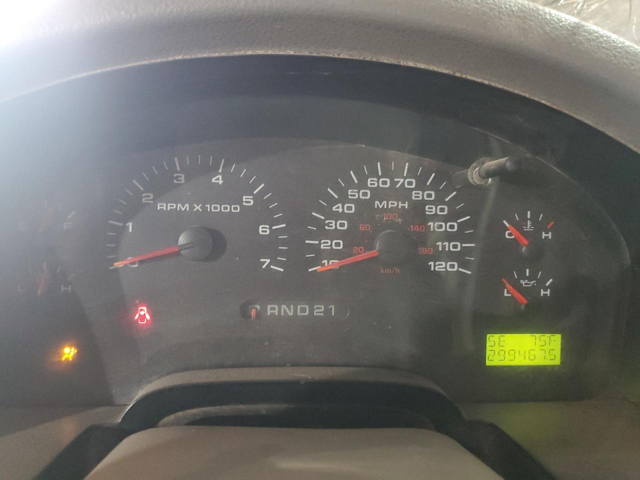 1FTRF12W05NA21812 2005 Ford F150