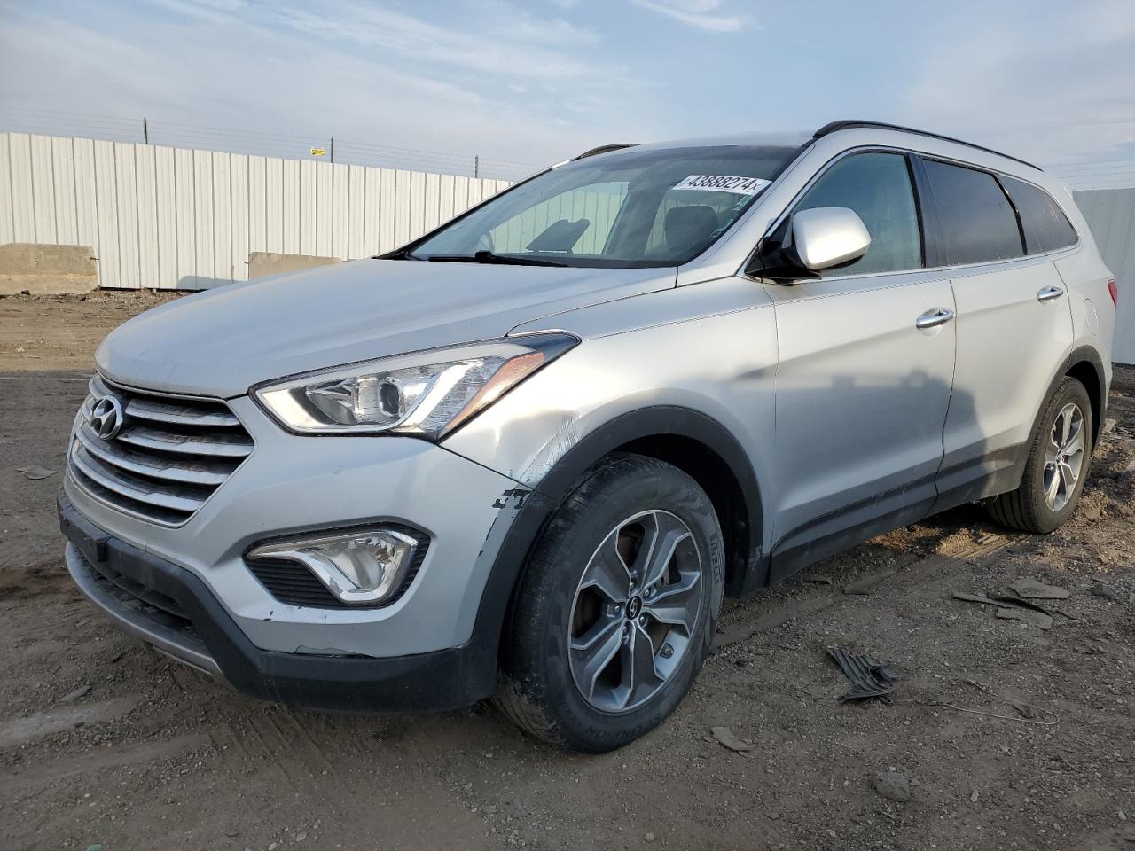 KM8SMDHF2GU143978 2016 Hyundai Santa Fe Se