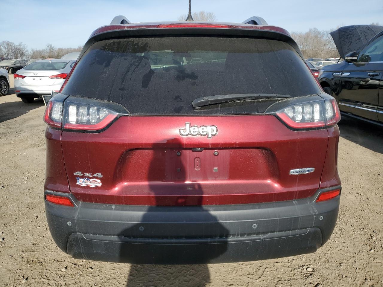 2019 Jeep Cherokee Latitude vin: 1C4PJMCBXKD379472