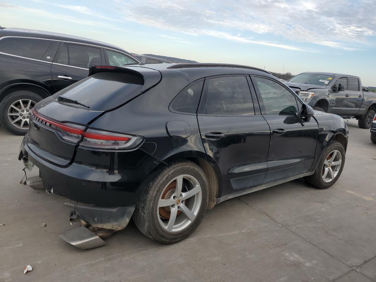 WP1AA2A5XKLB01053 2019 Porsche Macan