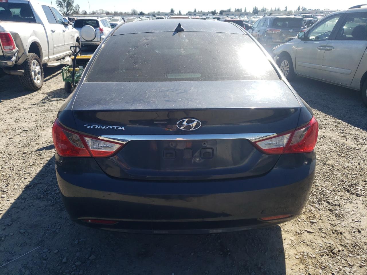 5NPEB4AC4DH687816 2013 Hyundai Sonata Gls