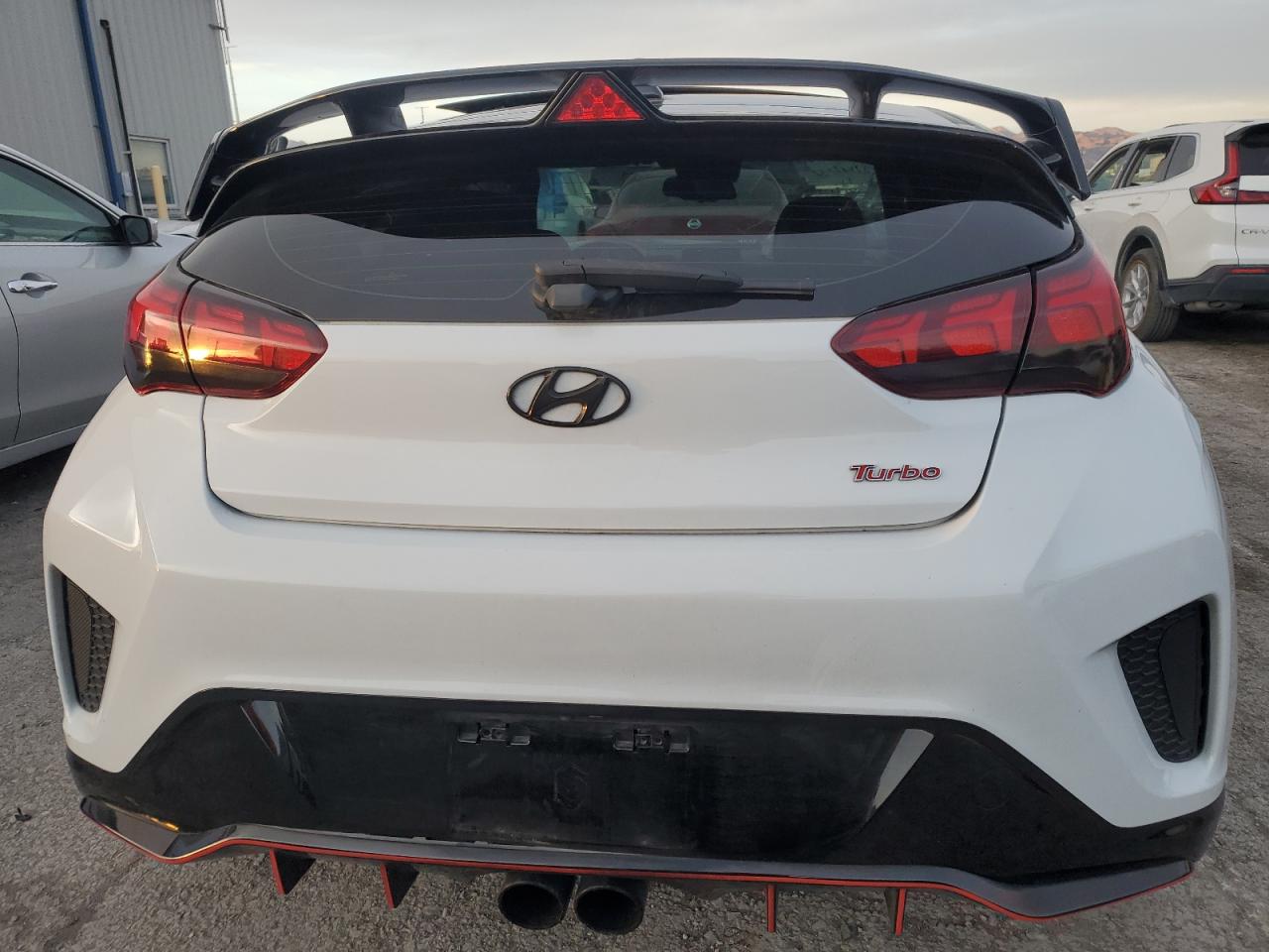 KMHTH6AB6KU012668 2019 Hyundai Veloster Turbo