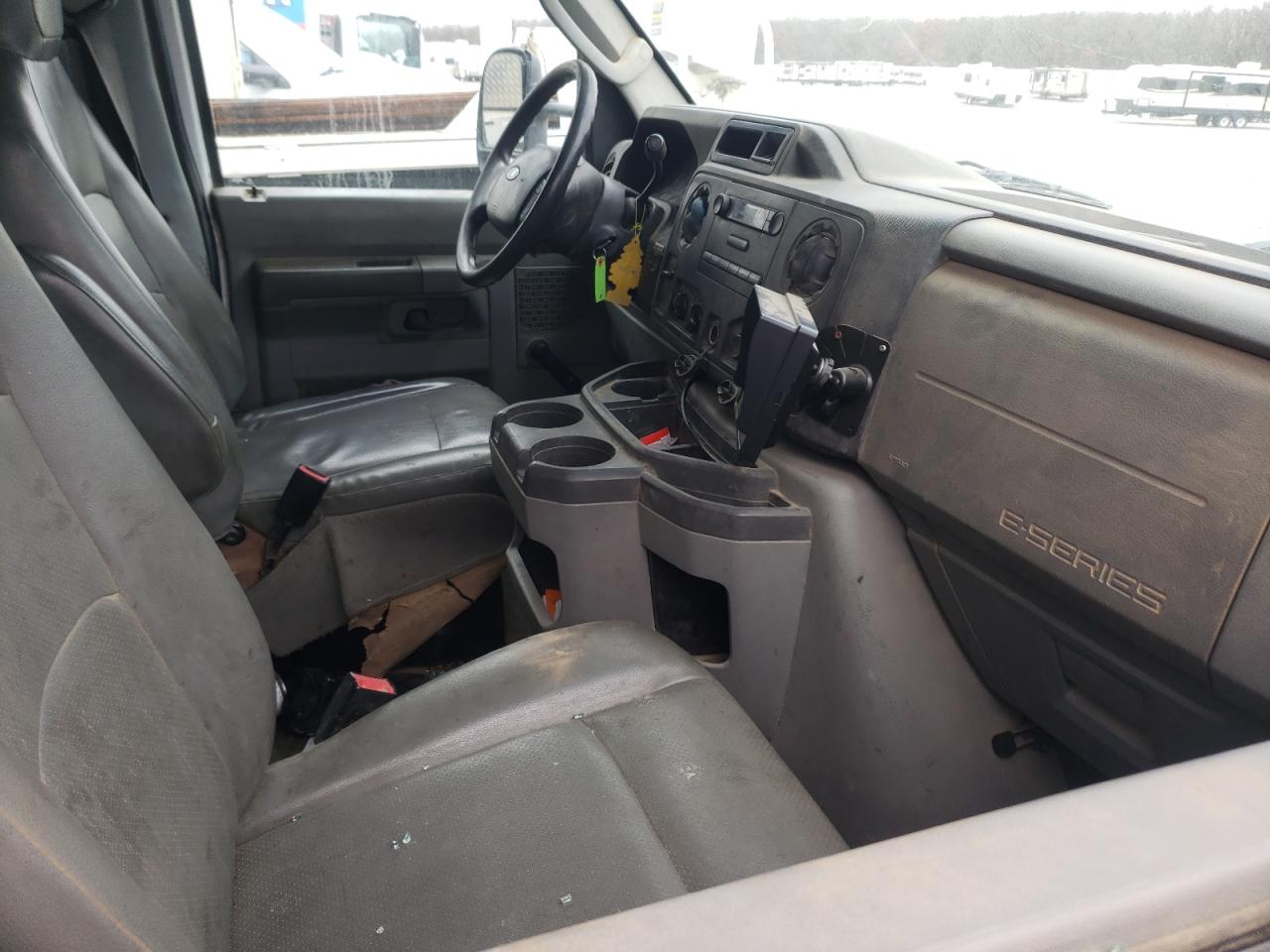 VIN: 1FDWE3FL7GDC10544 2016 FORD ALL Models