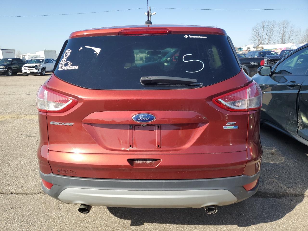 1FMCU9GX2GUB51168 2016 Ford Escape Se