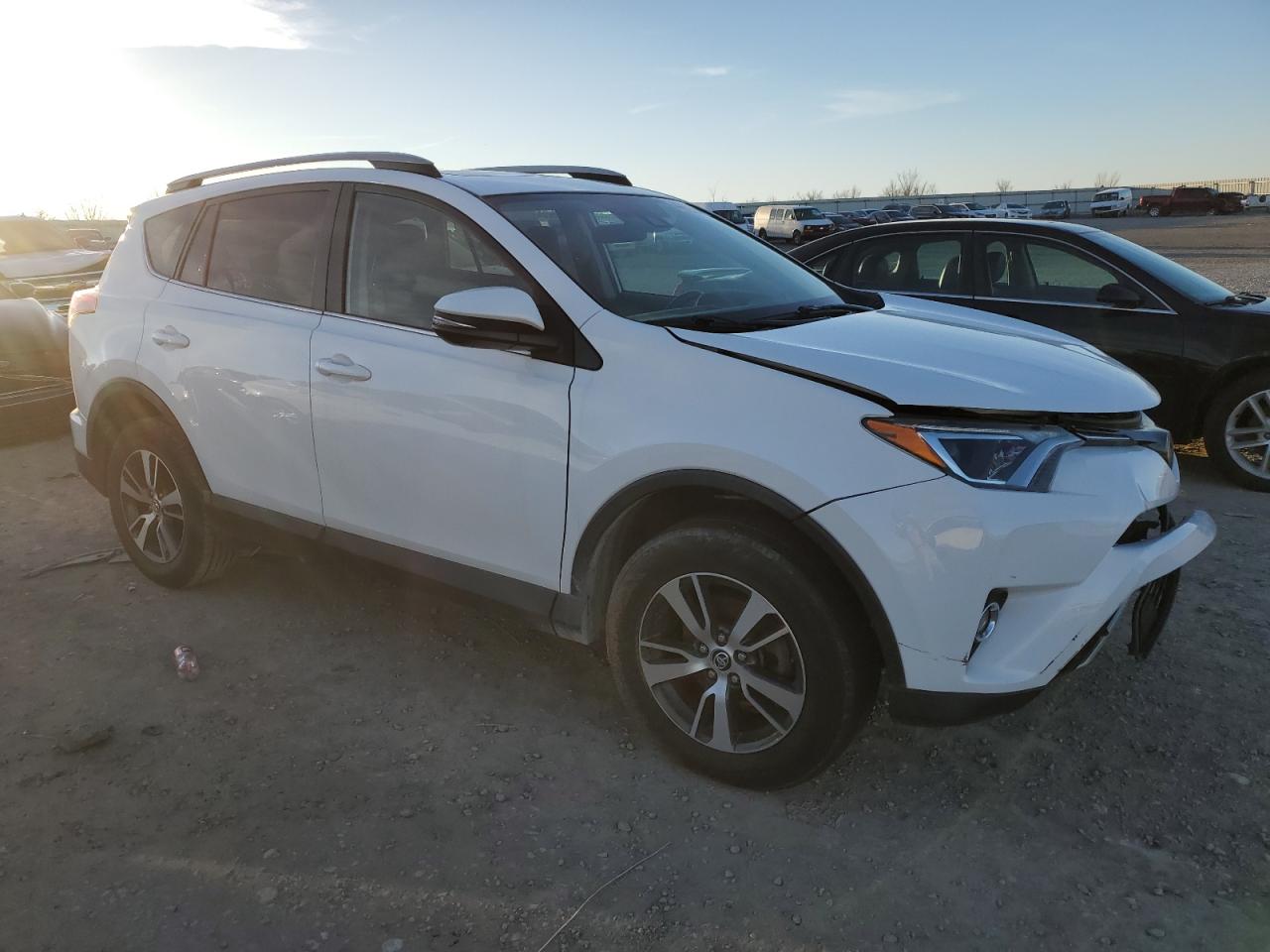 2T3WFREVXJW418550 2018 Toyota Rav4 Adventure