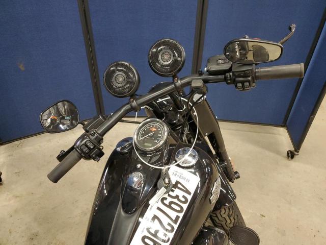 2017 HARLEY-DAVIDSON FLSS 1HD1JS910HB013323
