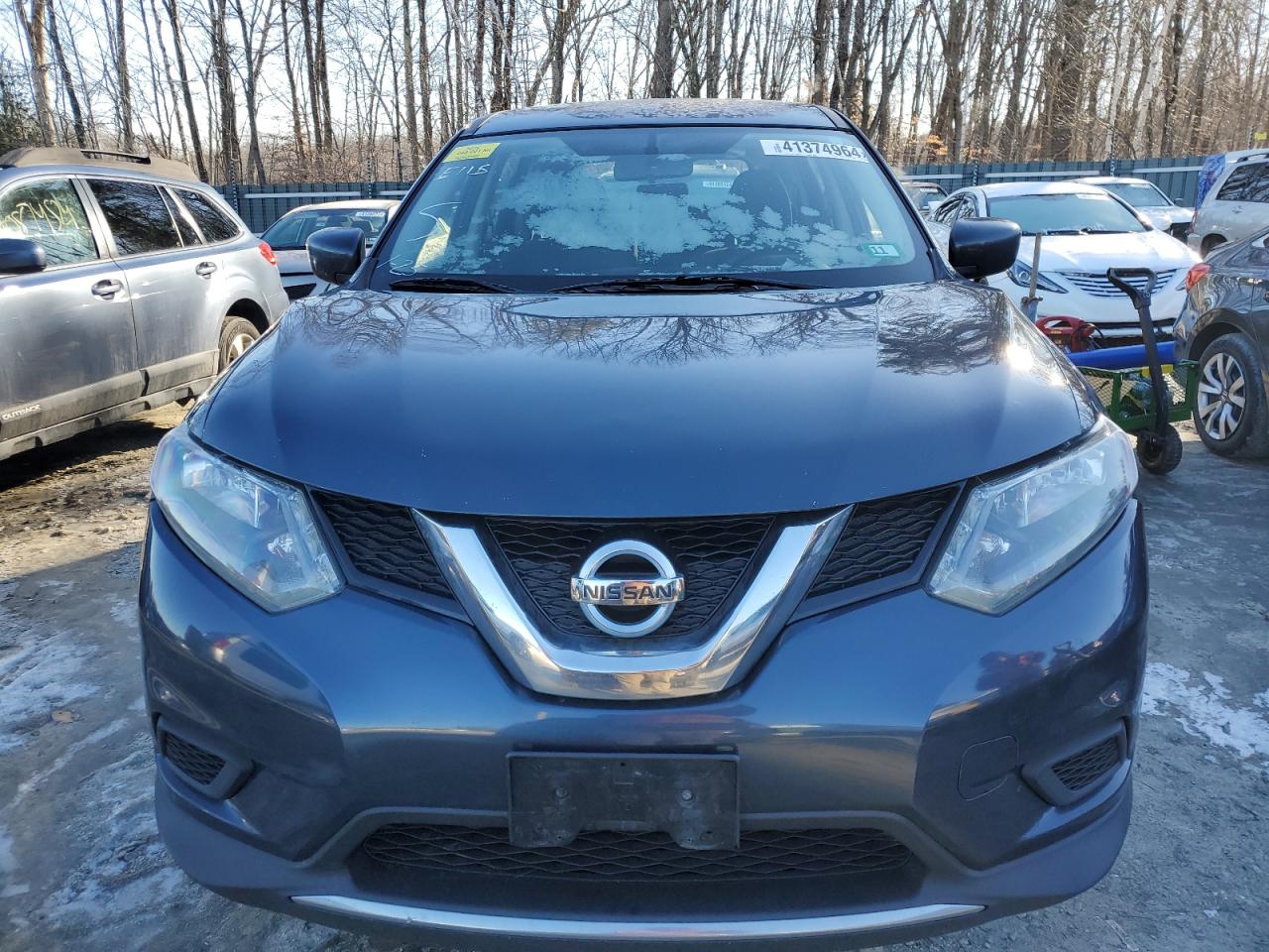 VIN: KNMAT2MT0GP692676 2016 NISSAN ROGUE
