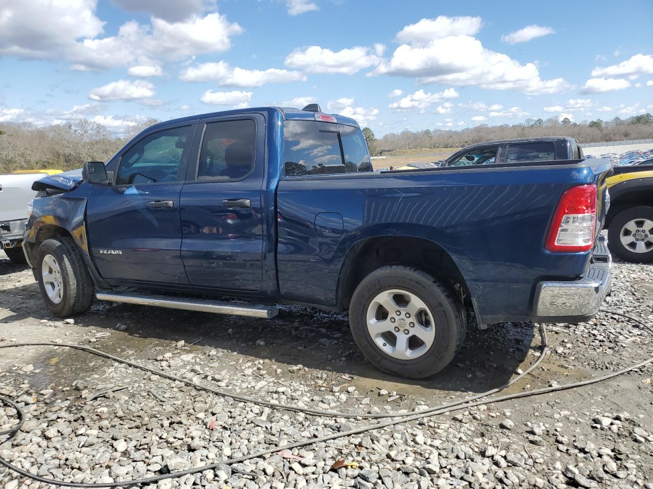 2019 Ram 1500 Tradesman vin: 1C6RRECT1KN737950