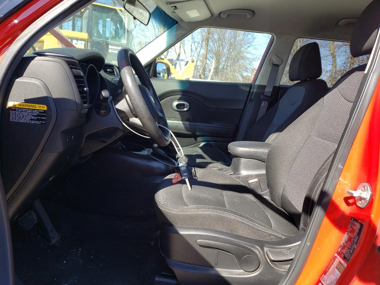 KNDJP3A55J7593469 2018 Kia Soul +