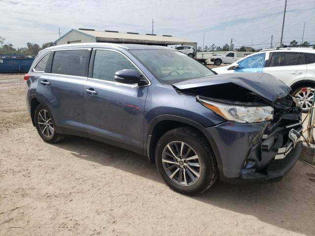 VIN 5TDJZRFH1KS718538 2019 Toyota Highlander, SE no.4