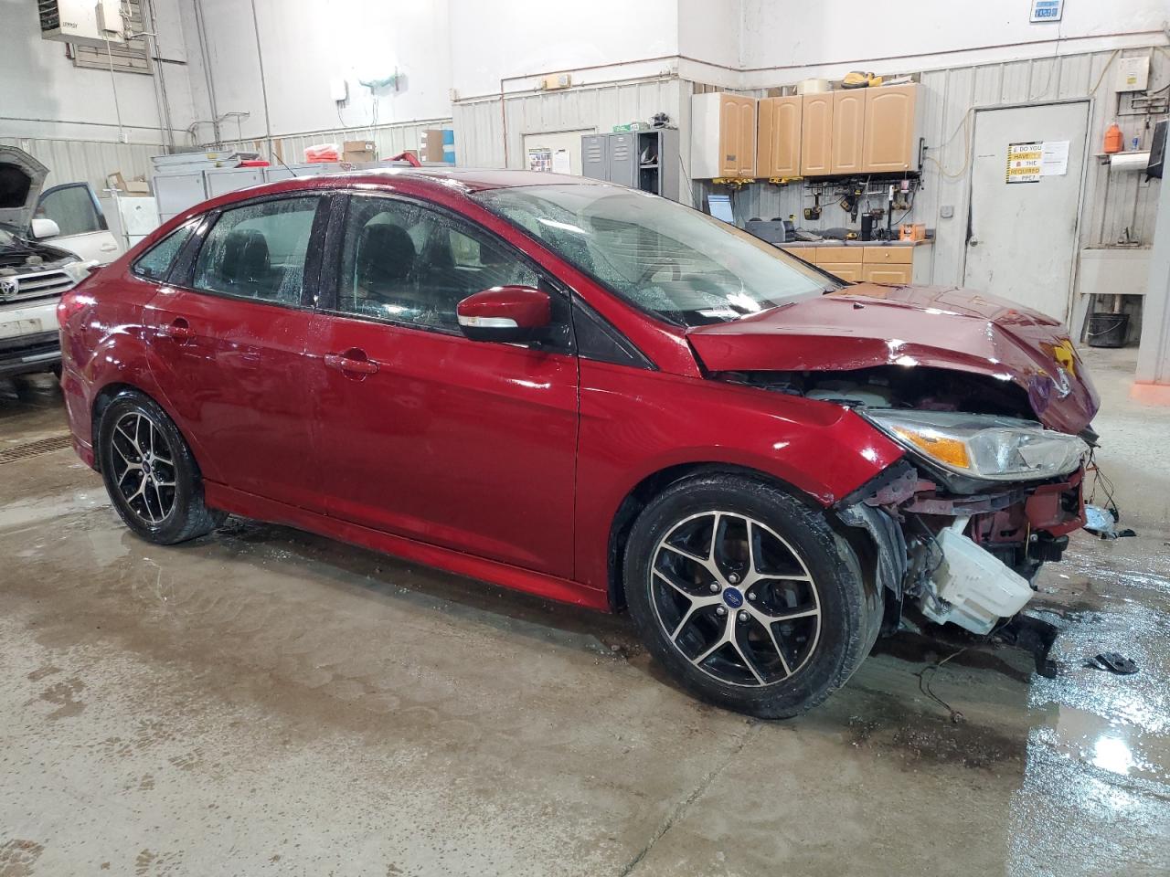 1FADP3F2XFL261334 2015 Ford Focus Se