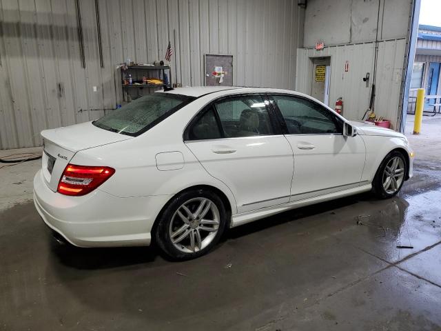 VIN WDDGF8AB6DR295835 2013 Mercedes-Benz C-Class, 3... no.3