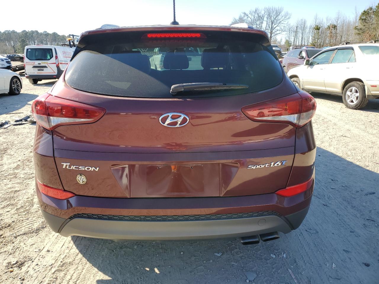 2016 Hyundai Tucson Limited vin: KM8J33A22GU112990