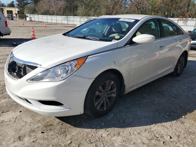 Lot #2442912212 2013 HYUNDAI SONATA GLS salvage car